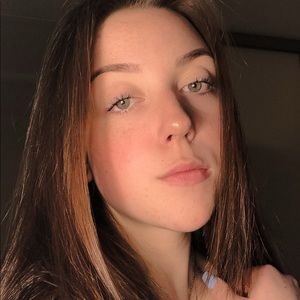 Meet your Posher, Madeline